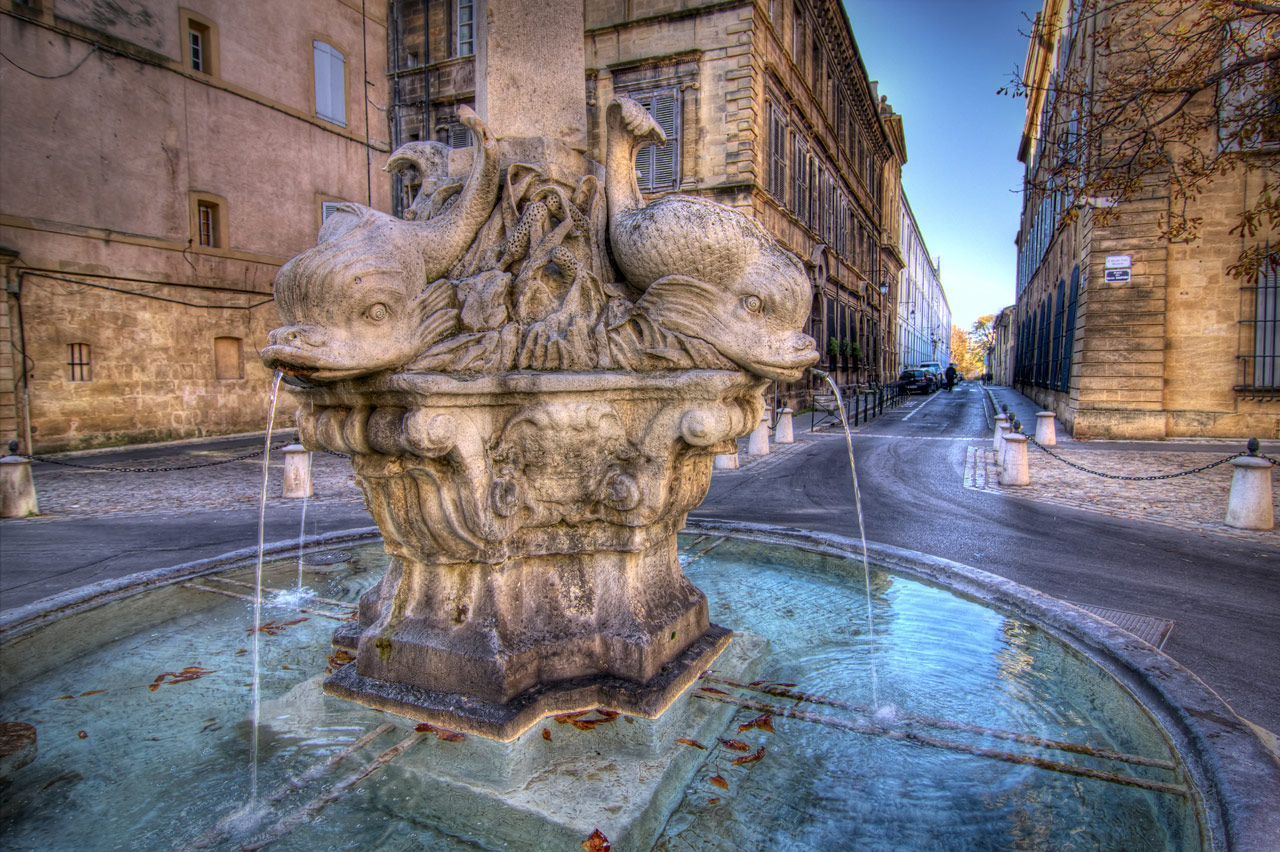 La fontaine des Quatre-Dauphins, Aix-en-Provence